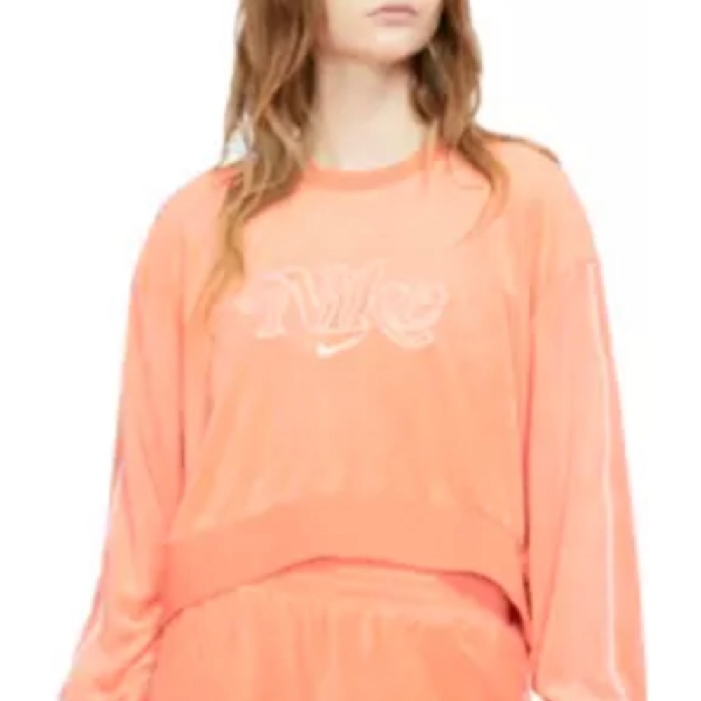 Nike Women's Retro Cropped Crew Sweatshirt